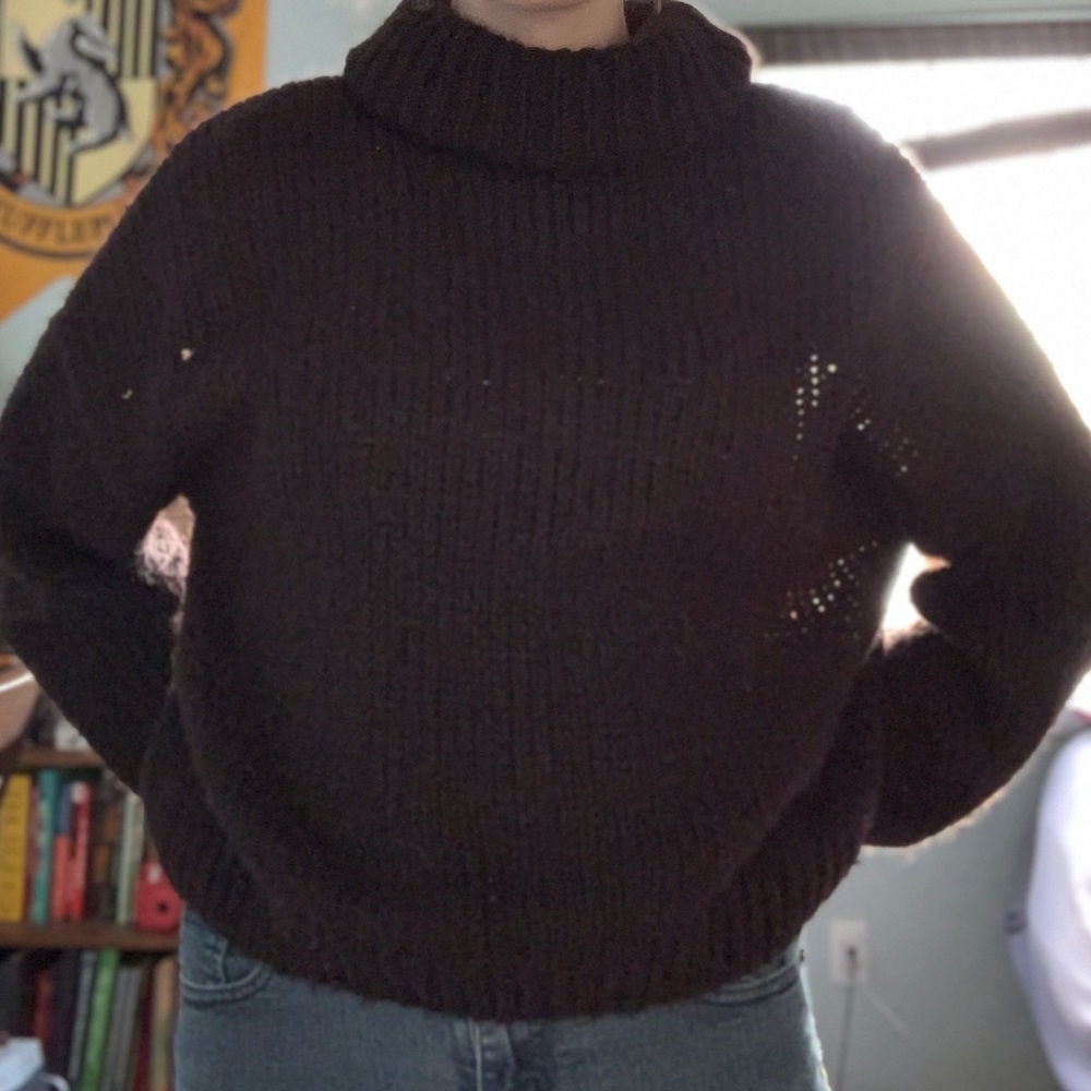 Knit sweater